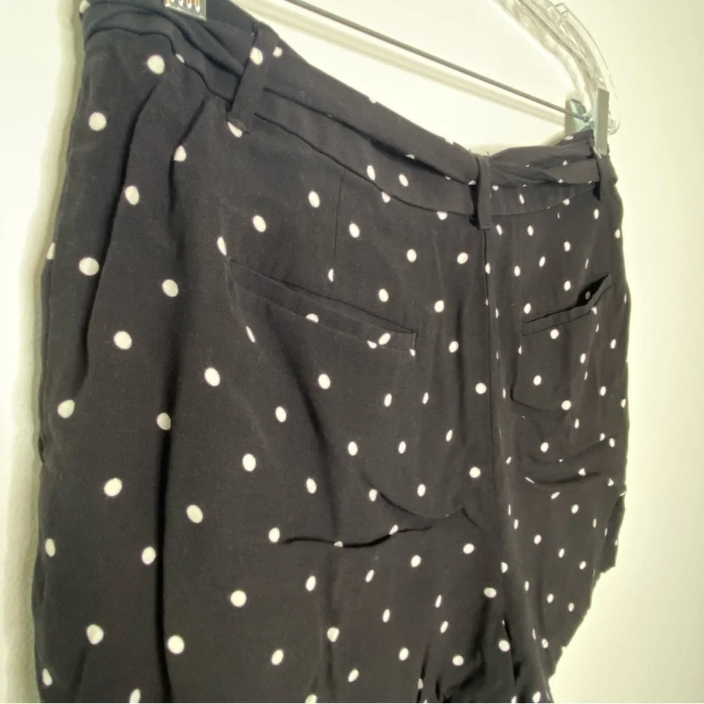 LOFT black white